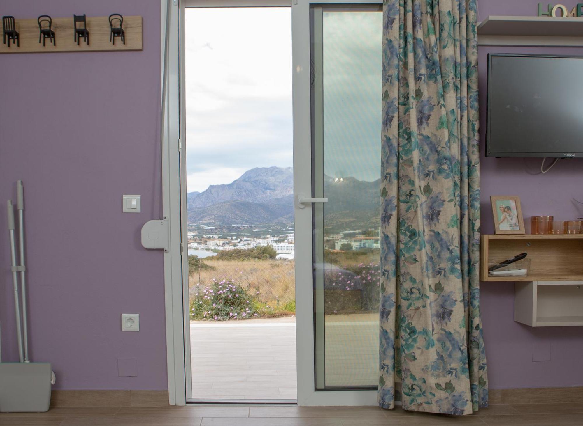 Studio Athena With Panoramic View Of Makrygialos Pilalímata Buitenkant foto