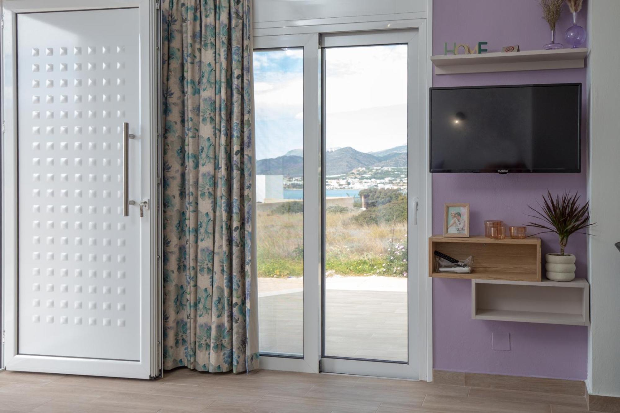 Studio Athena With Panoramic View Of Makrygialos Pilalímata Buitenkant foto